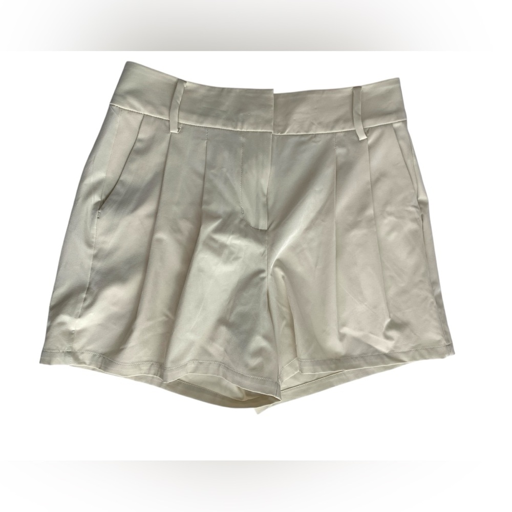 Calia Women’s Golf E-Waisted Tailored Shorts Women’s Beige Size 0